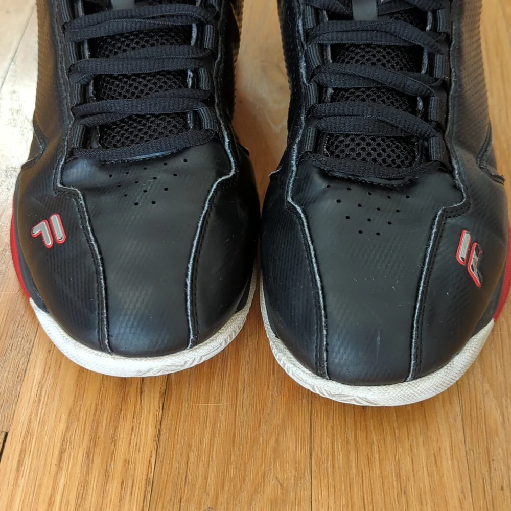 Fila Men's Black & Red High Top Basketball Shoes Size 8